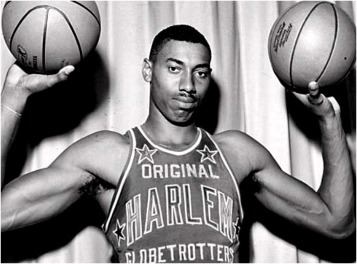 NBA HALL OF FAMER - WILT CHAMBERLAIN (8/21/1936 – 10/12/1999)